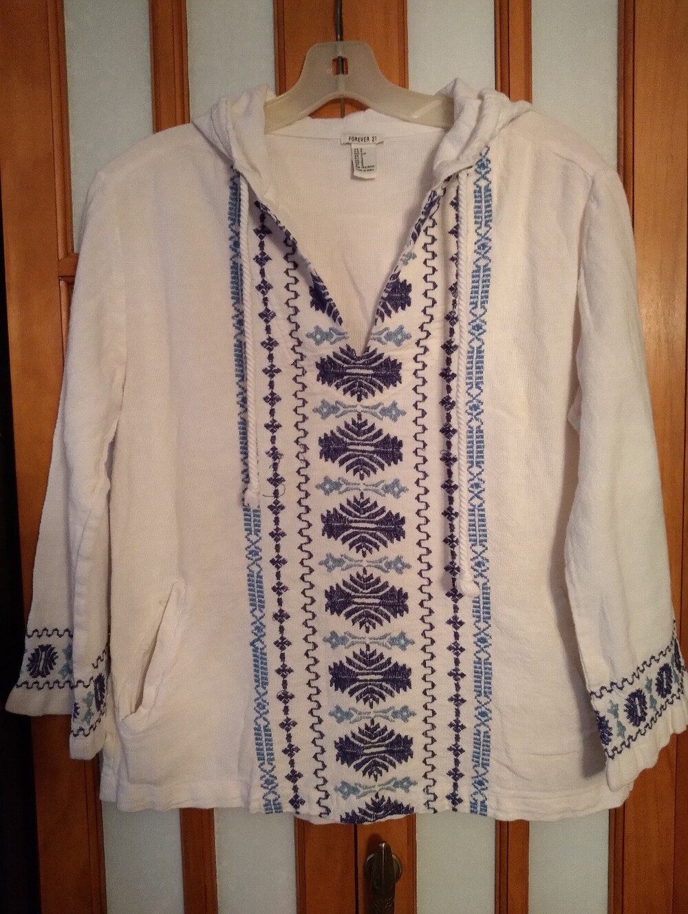 Women's White And Blue Embroidered Peasant Boho Top Hood, By Forever 21 Sz Small